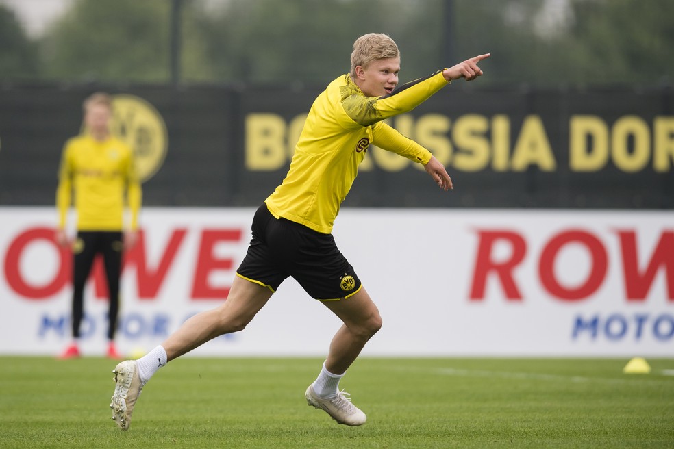 Haaland e Reus retornam aos treinos do Borussia Dortmund ...