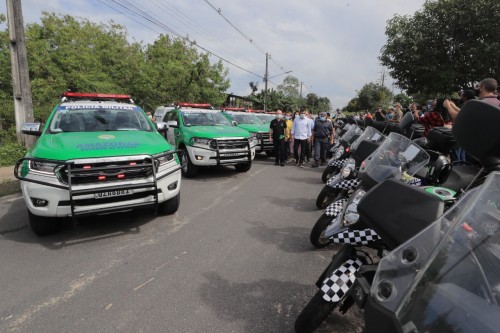 Rede Tiradentes Forças De Segurança Recebem Novas Viaturas Motos E Armamentos Para Reforçar O 1980